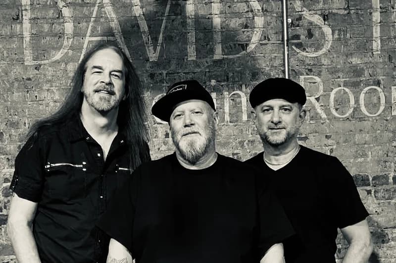 Willy Houston and the Ghost town Revival